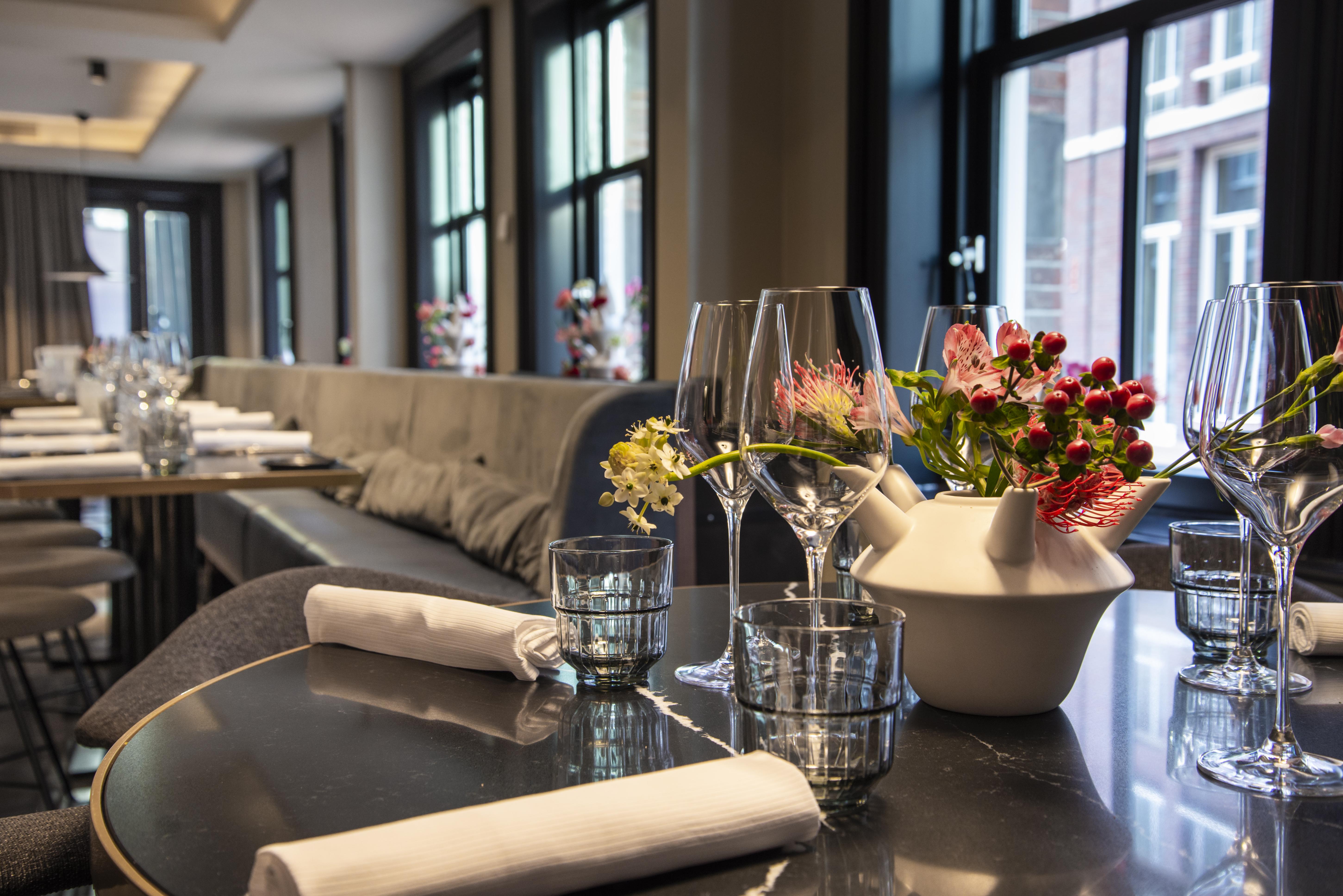 Pestana Amsterdam Riverside Exterior foto Restaurant 1728